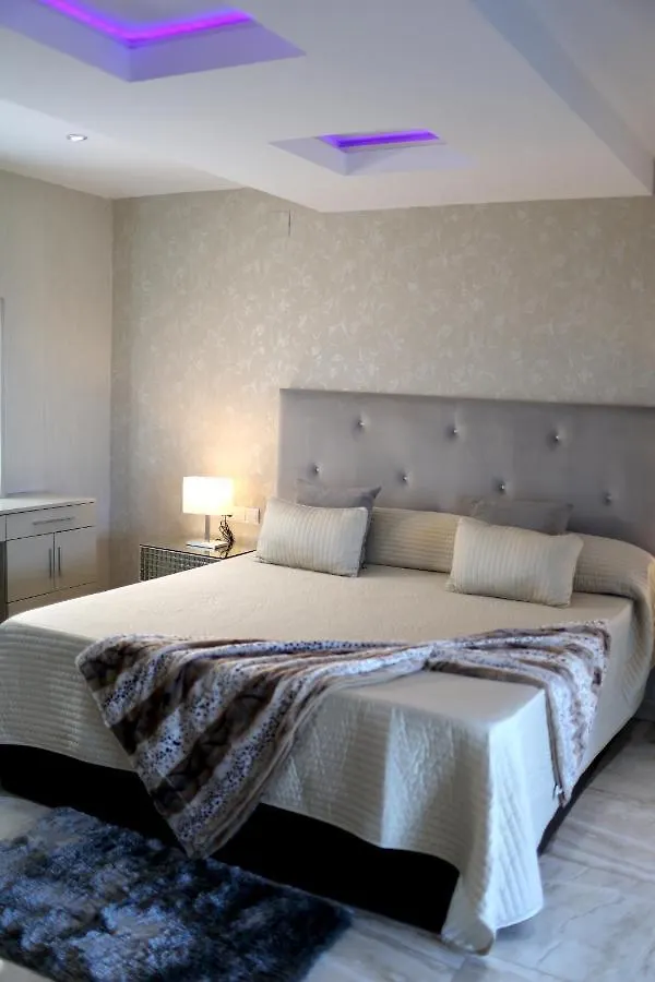 Villa Lujo Costa Del Sol Con Piscina-Jacuzzi Torremolinos 0*,  Spain